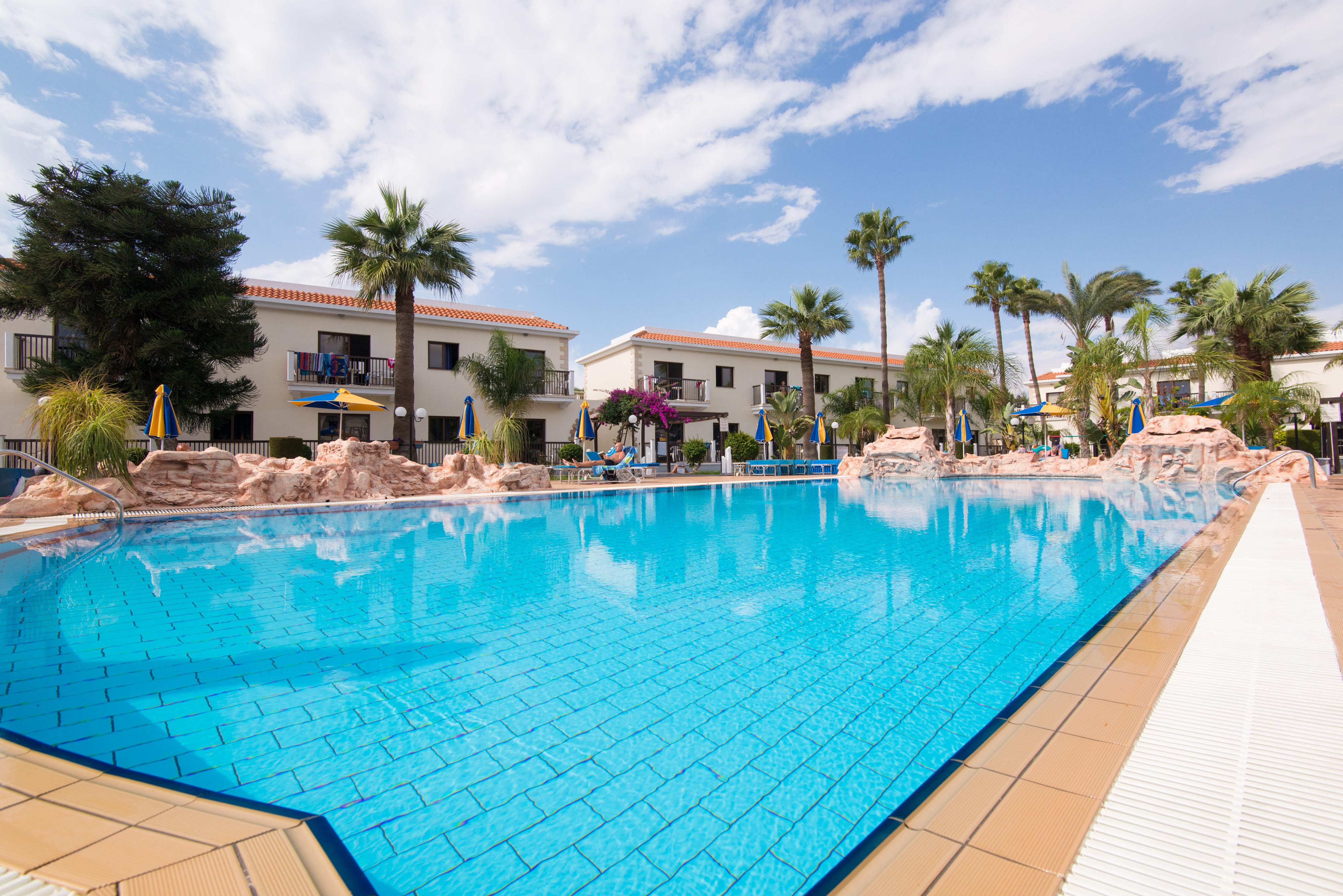 Loutsiana Deluxe Apts Айя Напа Екстериор снимка
