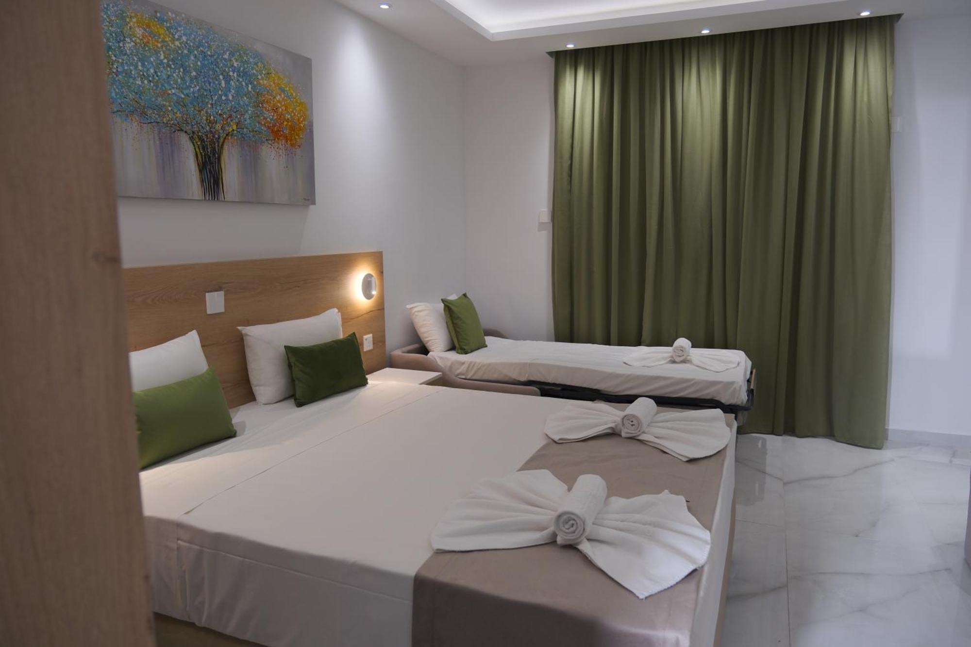 Loutsiana Deluxe Apts Айя Напа Екстериор снимка